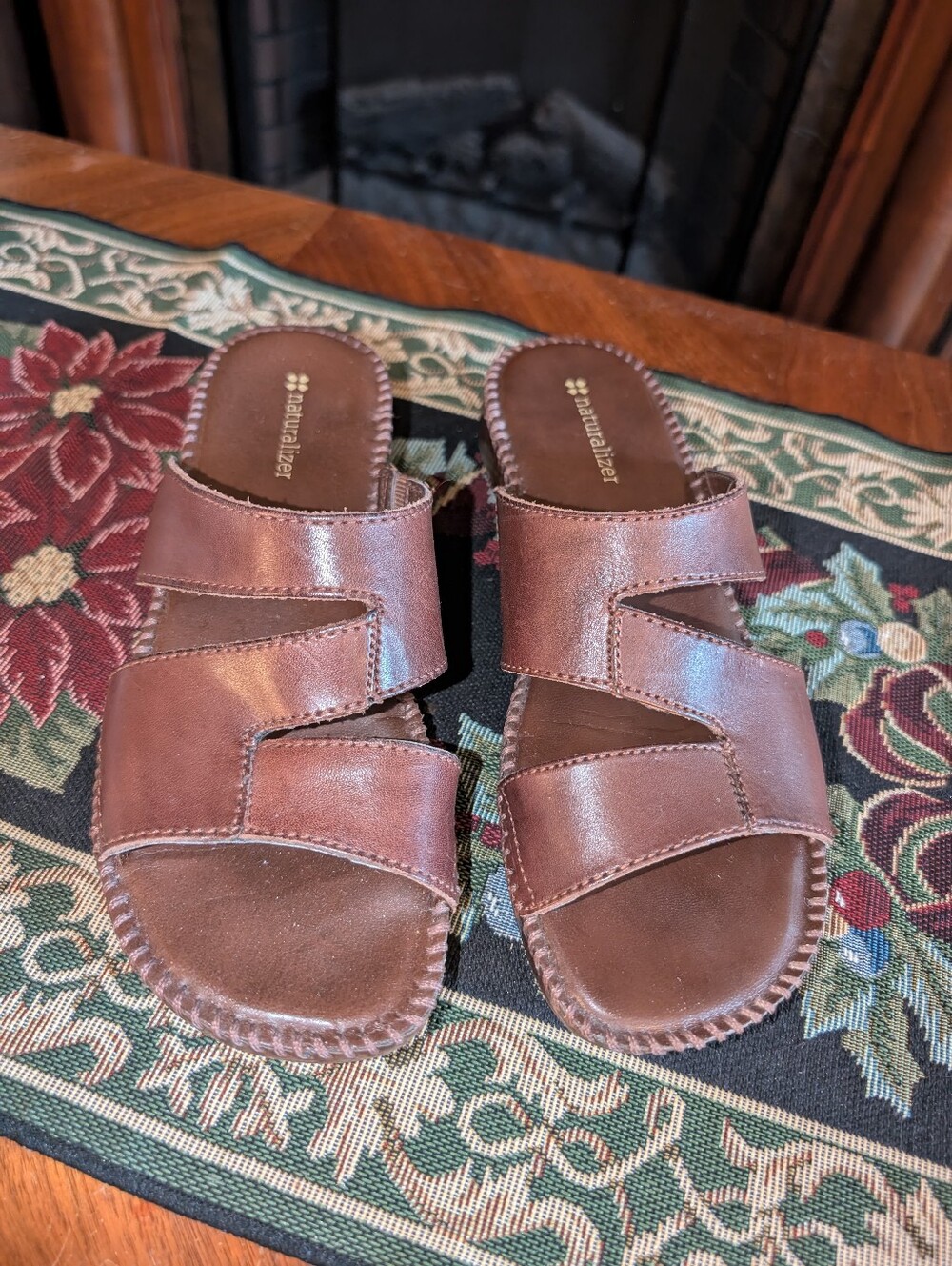 Naturalizer Brown Leather Slide Sandals Women's 7 Comfort Casual Slip On